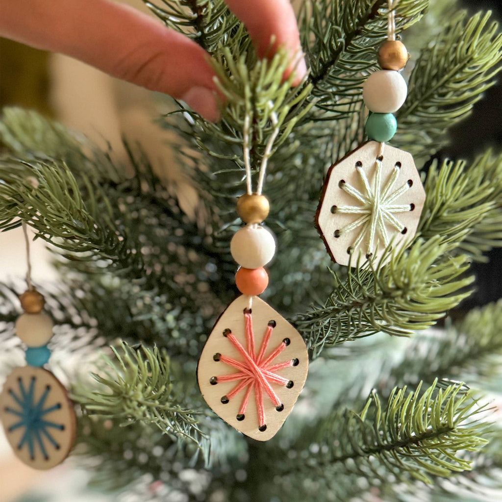 Woven Snowflake Ornament Kit