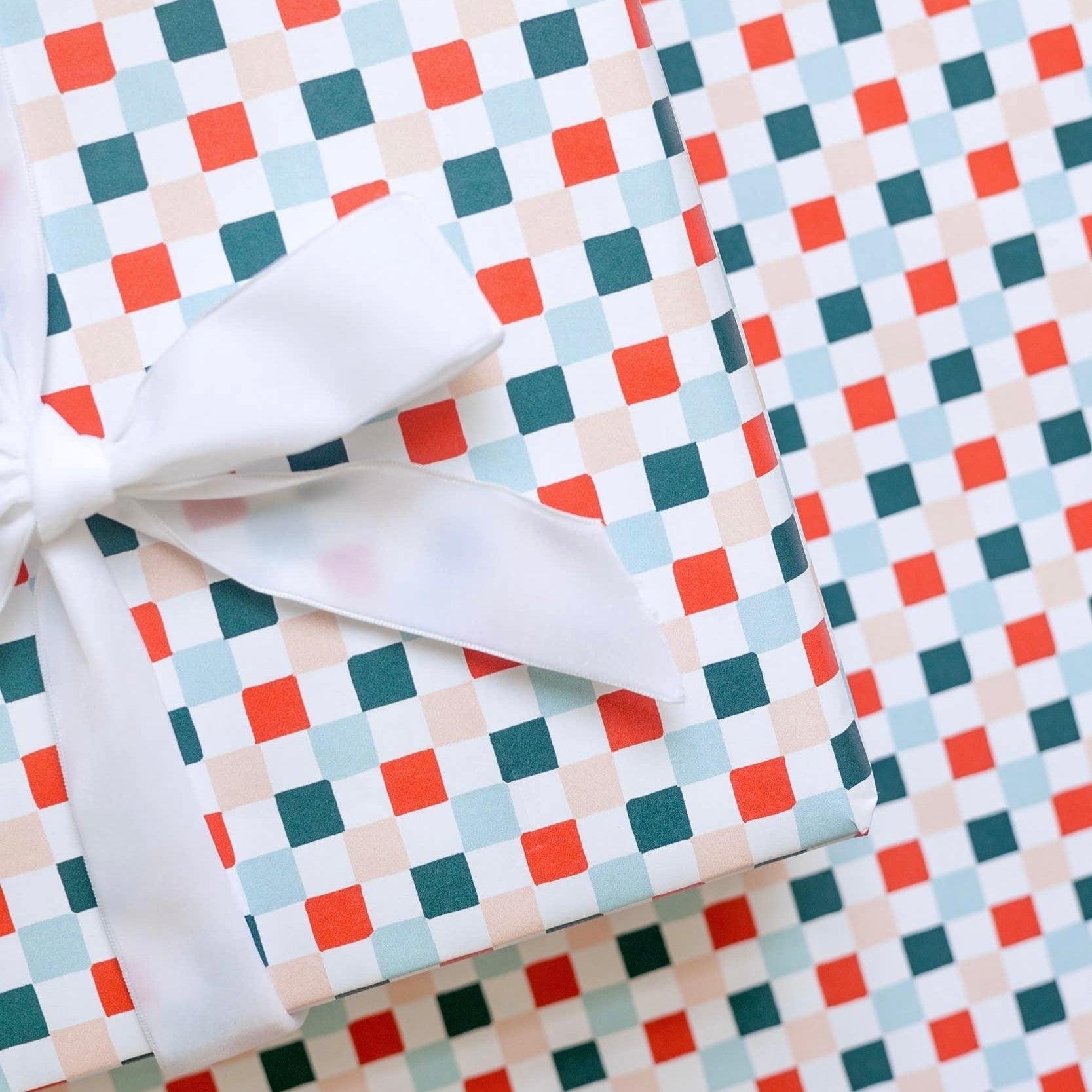 Holiday Checkered Wrapping Paper Sheets (Roll of 3)