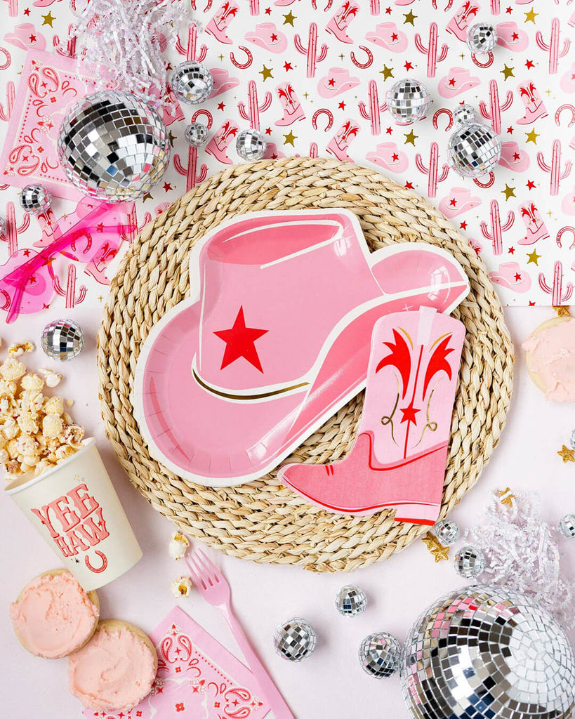 pink-cowgirl-hat-shaped-paper-plates-texas-rodeo-party-disco