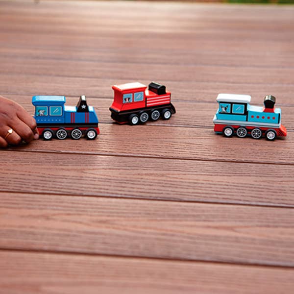 pull-back-wooden-train-toy-party-favor-blue-red