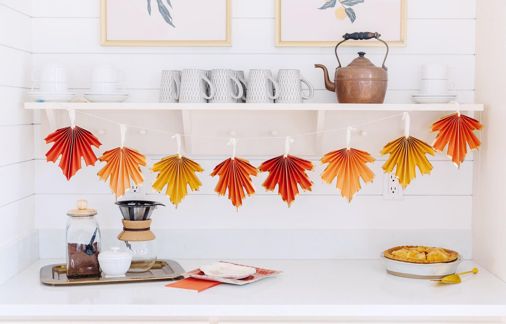 Fall Leaf Thanksgiving Party Straws DIY