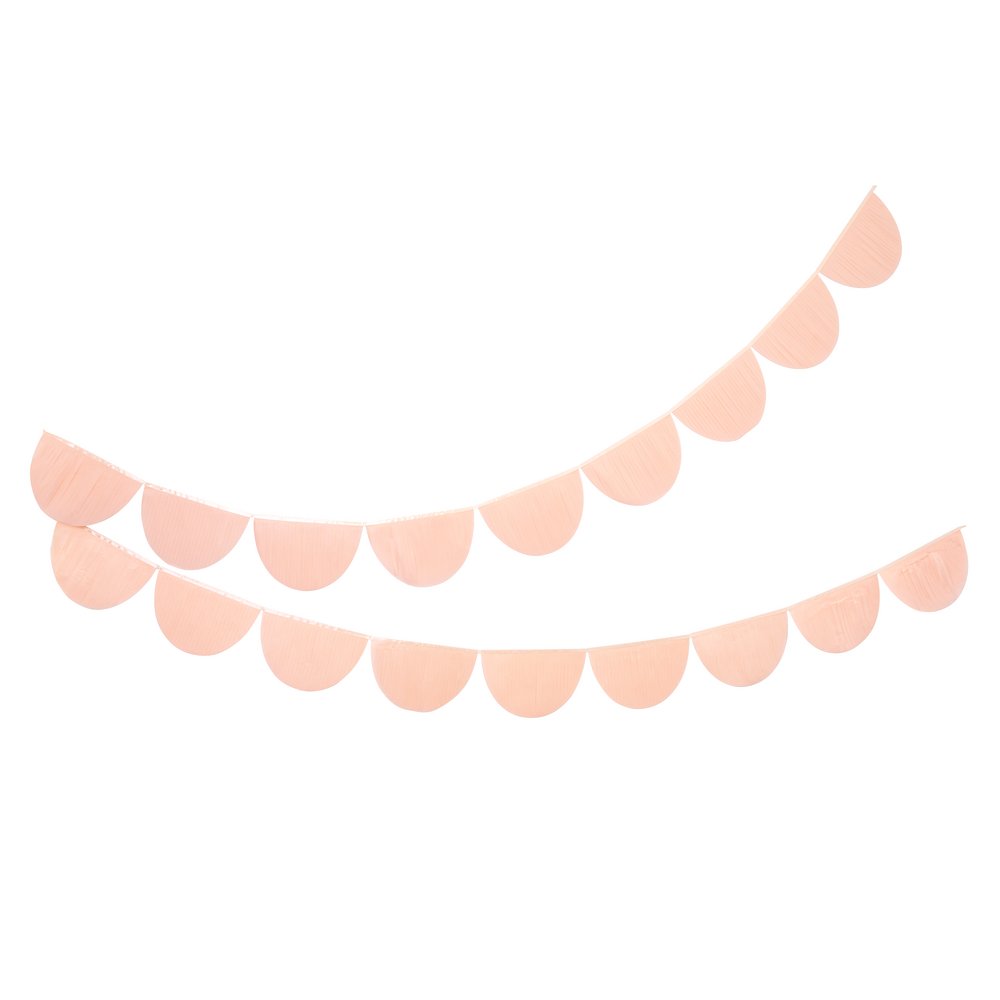 meri-meri-party-peach-tissue-paper-scalloped-garlands-full-view