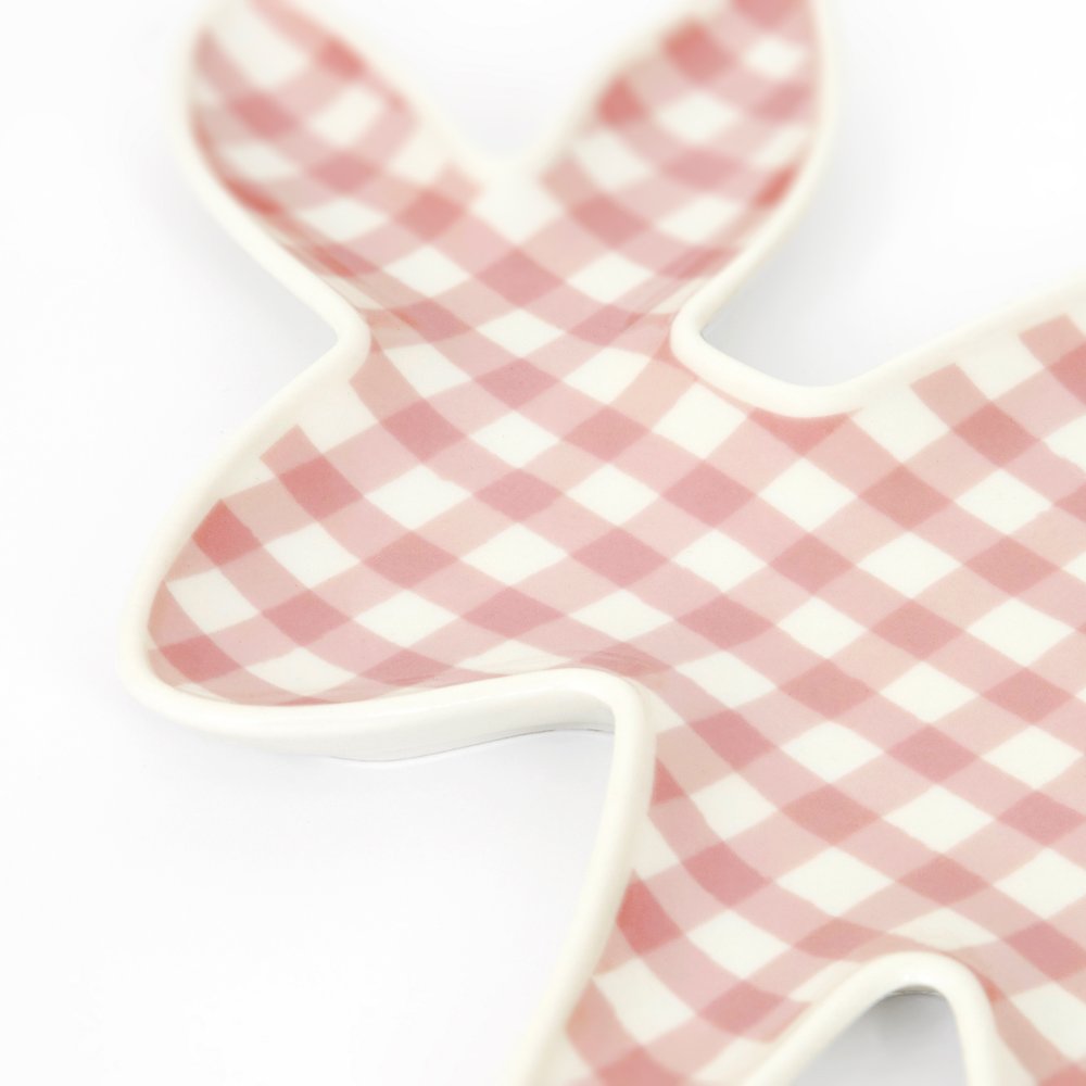 meri-meri-party-porcelain-bunny-plates-close-up