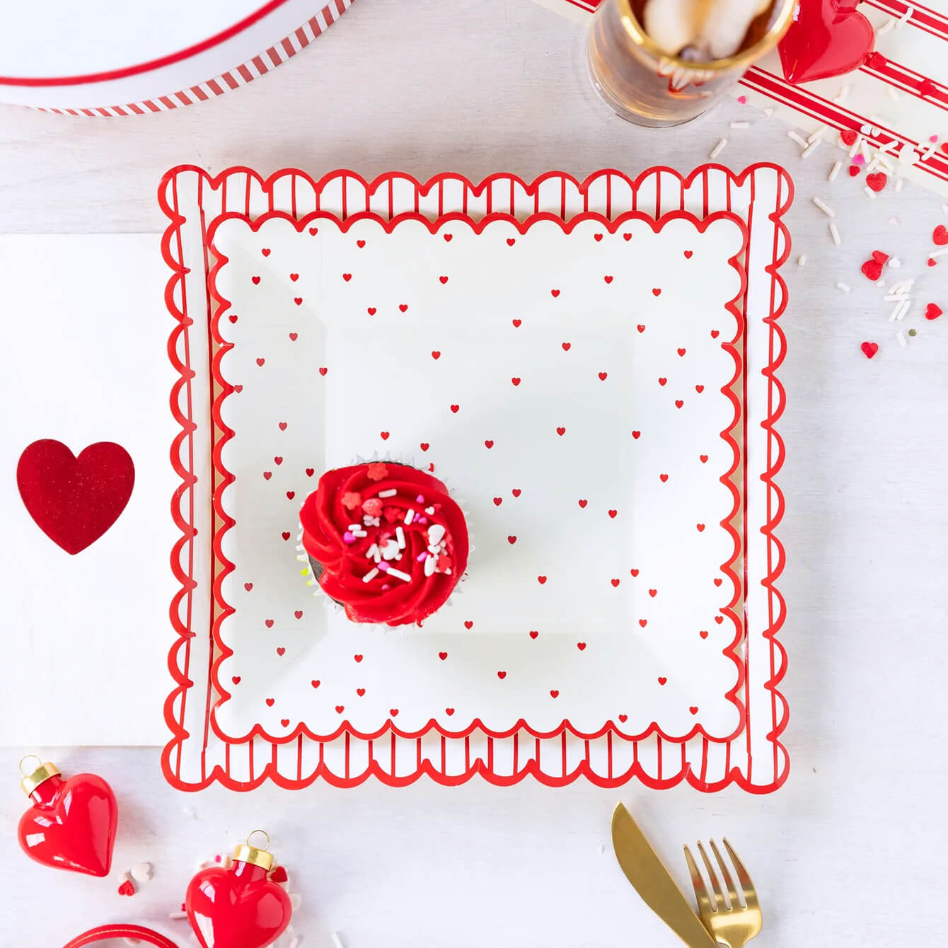 my-minds-eye-valentines-day-red-striped-scalloped-plates-my-minds-eye-styled